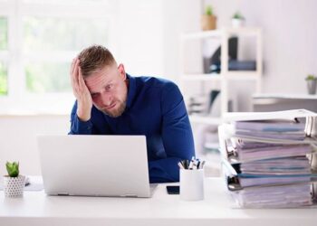 Why White-Collar Professionals Wrestle To Get Observed