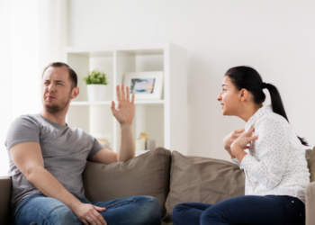 21 Indicators of Emotional Invalidation in Your Relationship 
