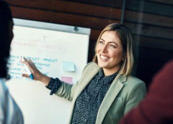 5 suggestions for first-time managers in buyer success