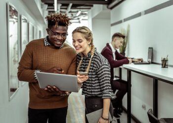 Hilarious Humor for Laughs, Stress Reduction and Constructive Power