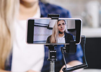 Why Job Candidates Are Requested to Embrace Video Submissions