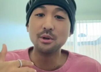 Man Shares Signs He Ignored to Increase Consciousness