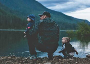 Do Mother and father Actually Have a Favourite? A Research Reveals the Fact