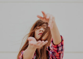 10 Beliefs We Usually Maintain On to Lengthy After it’s Time to Let Go