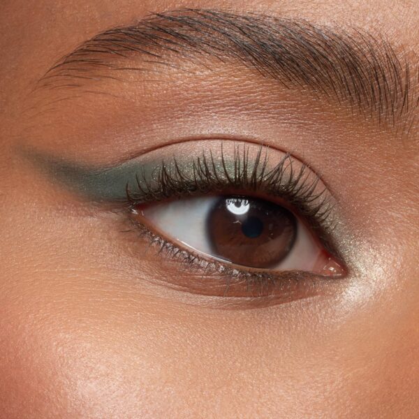 essence | Lash Princess False Lash Effect Mascara Brown (3 Pack) | Intense Volume, Length & Definition | Vegan, Cruelty Free & Paraben Free - Image 4