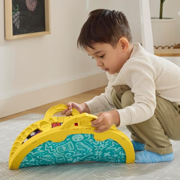 Play-Doh Fold & Go Playmat Starter Set with 19 Accessories, Preschool Toys for 3 Year Old Girls & Boys & Up, Kids Arts & Crafts - Image 8