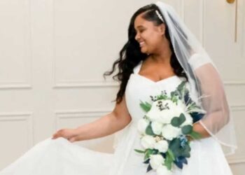 Bride Chooses a Pure Wedding ceremony Look Sparking Debate