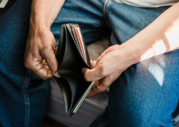 How one can Survive a Recession (with out freaking out)