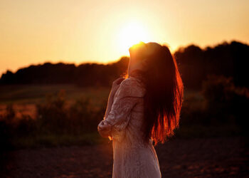 14 Good Morning Quotes for Calming Your Fearful Thoughts