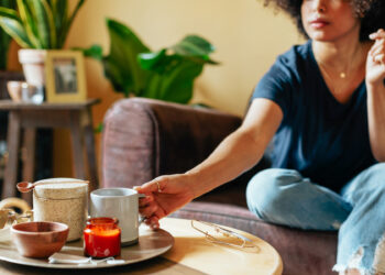 3 Should-Have Herbs To Hold On Hand For Digestion, Sleep & Extra