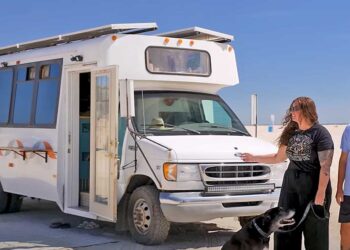 Couple Transforms Shuttle Bus Tiny Residence Into Dream House