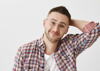 Why Do I Really feel Anxious Towards a Buddy? Friendship Anxiousness Defined