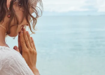 How Does Religion Have an effect on Psychological Well being in Occasions of Disaster and Nervousness?