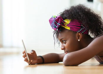 Why Teenagers Flip to AI for Recommendation and Emotional Assist