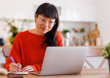 Free AI Coaching for North American Staff by Google