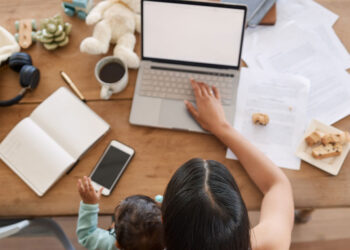 Distant Work Rollbacks Drive Hundreds of Mothers Out in 2025