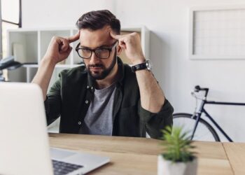 The right way to Cease Being a Individuals Pleaser: 7 Highly effective Habits