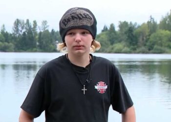 Teen Hero Dives Underneath Dock to Save Youngster