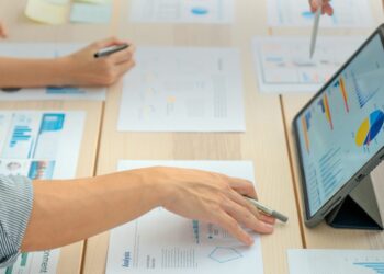 Path to the C-Suite: changing into a CFO  – Viewpoint