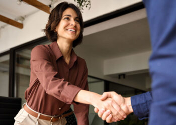 Easy methods to Set Profession Objectives for 2026 & Past