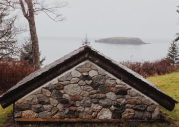 Learn how to apply leisure like a hobbit