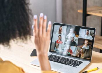 Designing Sticky Communities: Why Accountability Issues