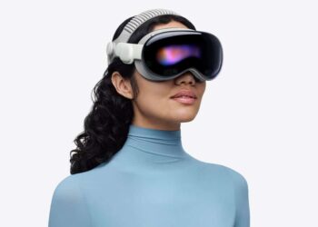 Apple Imaginative and prescient Professional: Can It Exchange Your Work Desk?