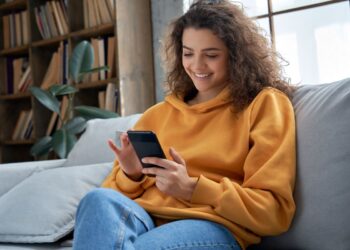 This New Platform Lets You Discover Actual Human Critiques