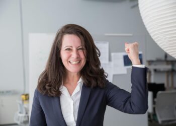 Find out how to Rebrand Your self for the Profession You Need (Even in Midlife)